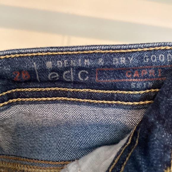 Edc Dry Goods Capri Jeans - Picture 5 of 5